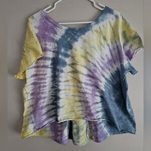 Terra & Sky Women's Plus Size Short High-Low Tie Dye T-Shirt